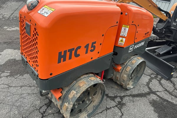 H043133