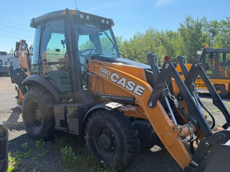 H058720 Case 580SN
