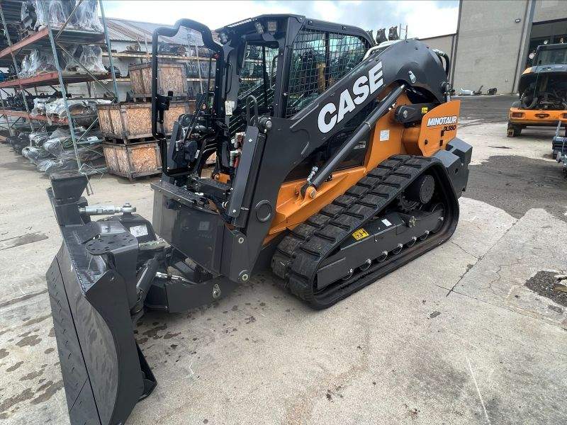 H051805 Case DL550